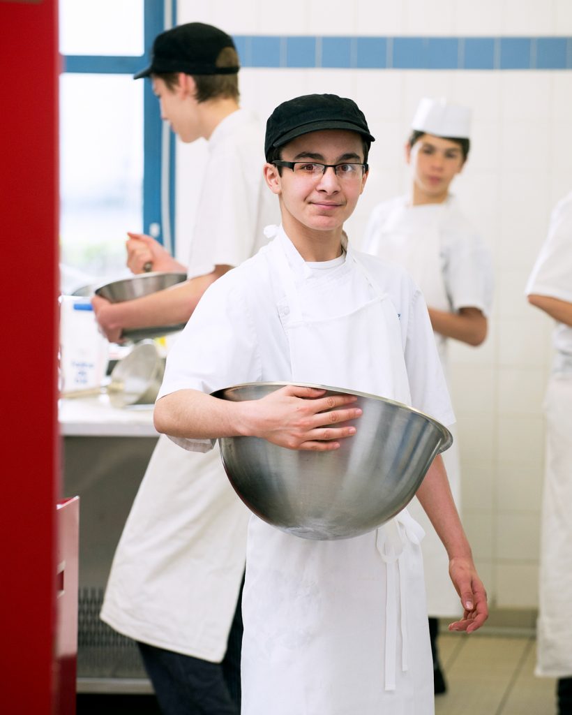 Portrait au travail, Lycée professionnel Escoffier d'Eragny sur Oise.