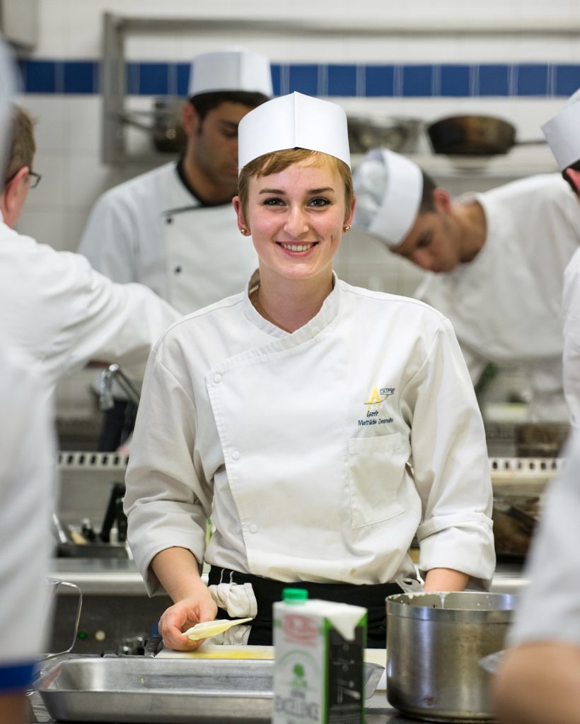 Portrait au travail, Lycée professionnel Escoffier d'Eragny sur Oise.