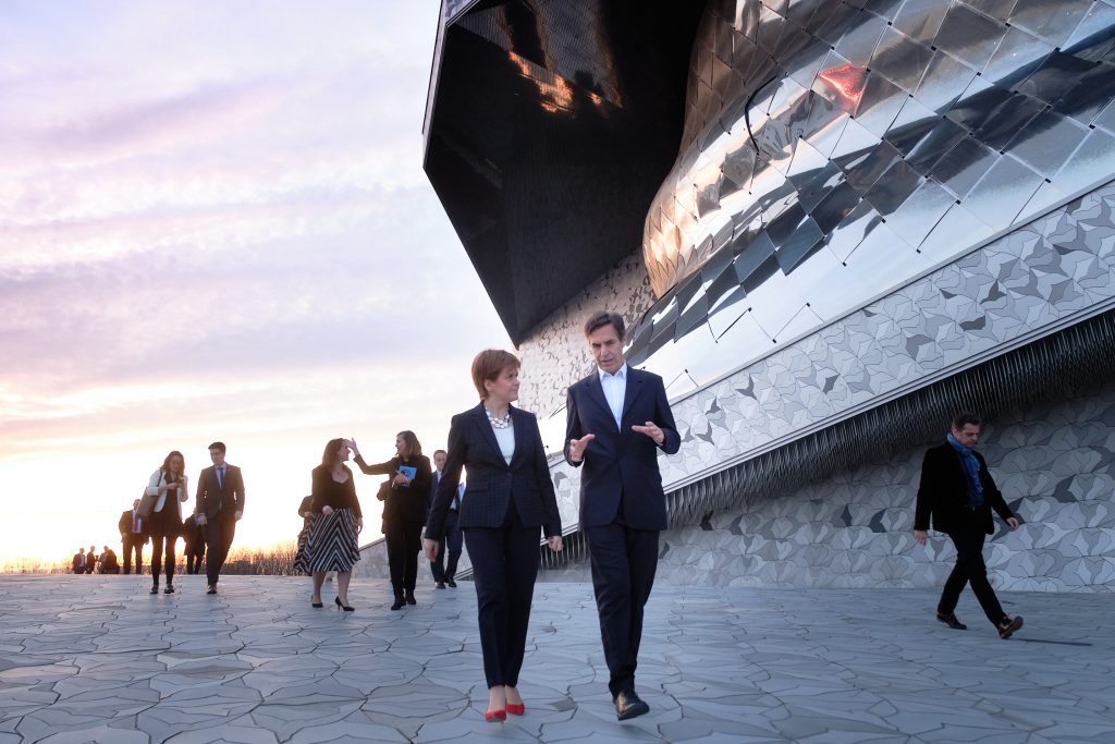 Visite de Nicola Sturgeon à la Philharmonie de Paris